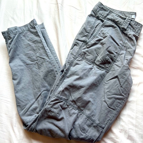 Loft size 6 cargo jeans - Picture 1 of 3